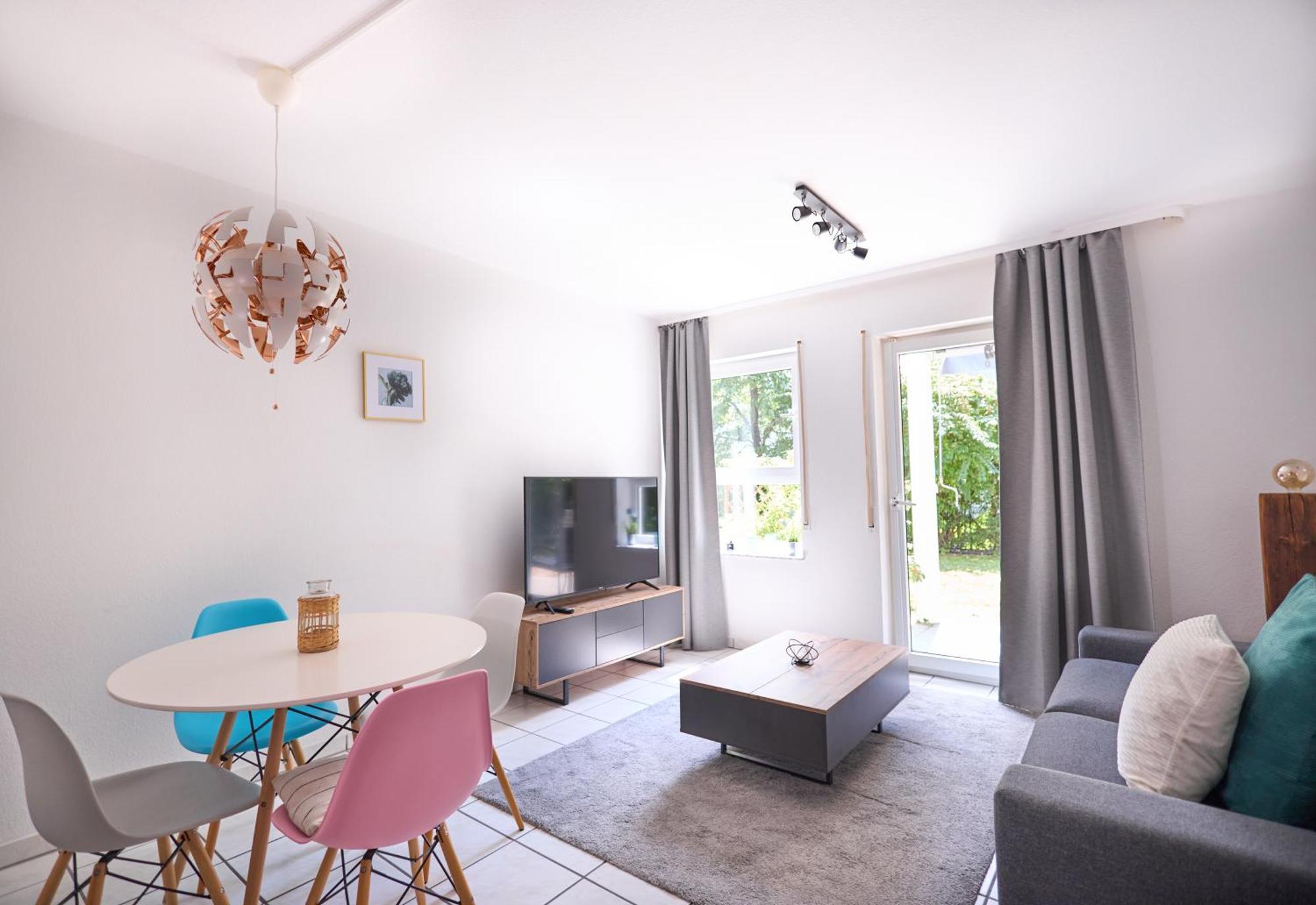 Gemuetliche 2Zi. Wohnung ゼーリゲンシュタット エクステリア 写真